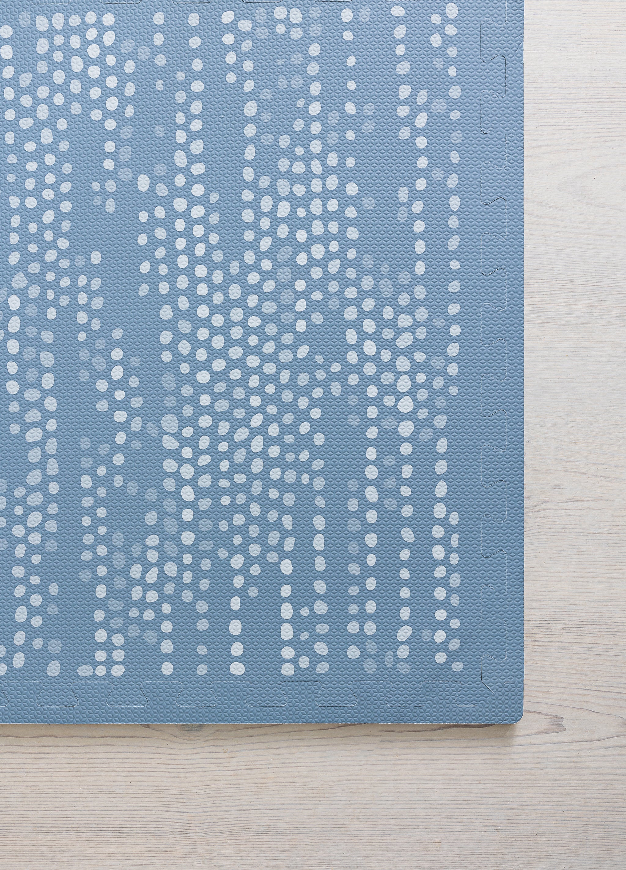 Dots Play Mat Powder Blue