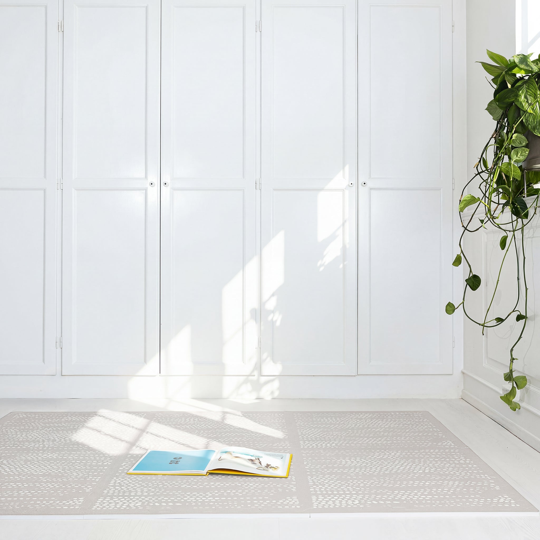 Dots Play Mat Stone